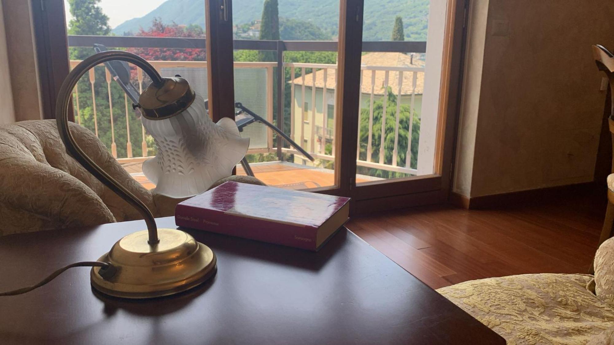 Ferienwohnung Big Romantic Lake View & Terrace Lecco Exterior foto