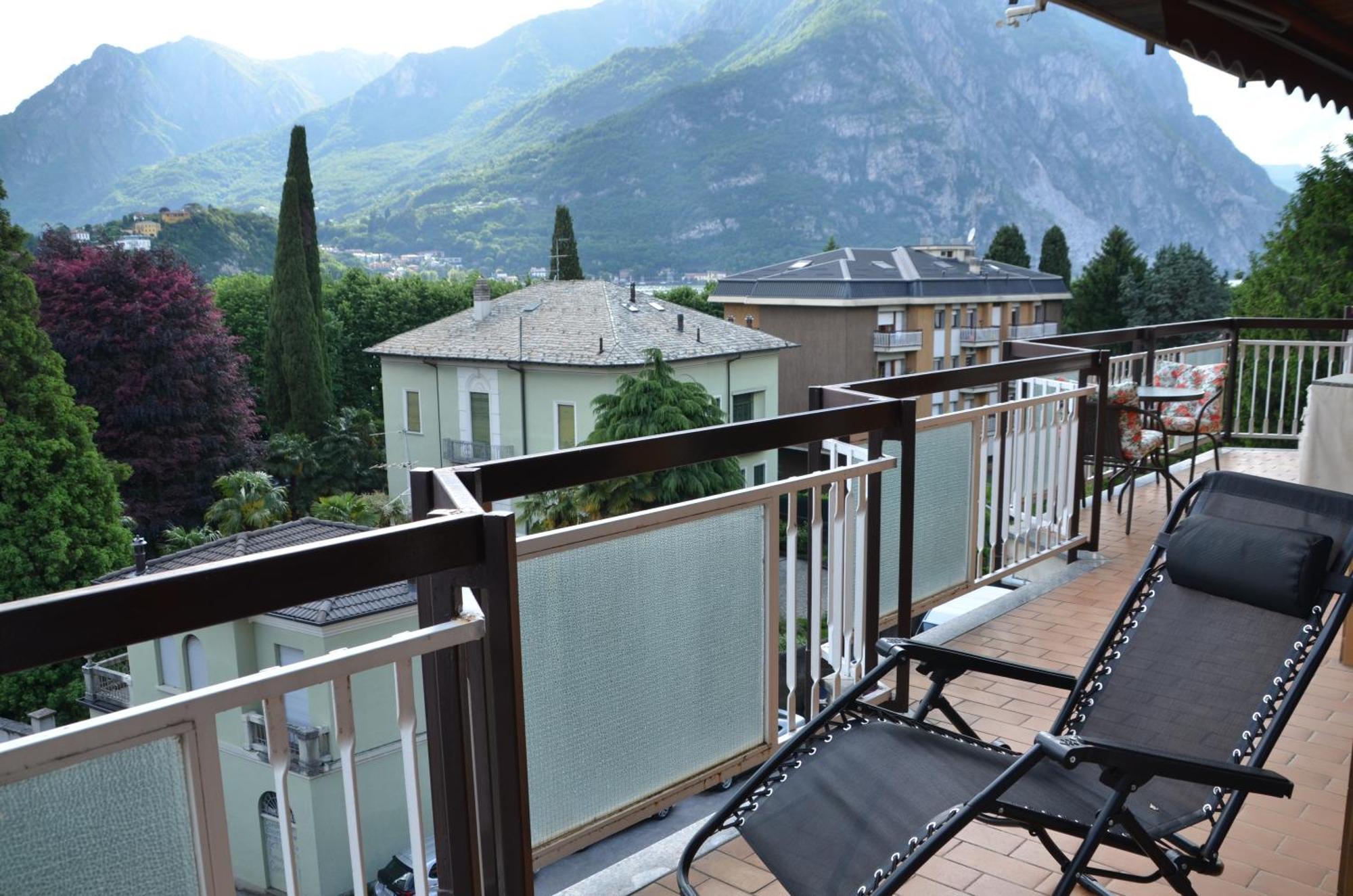 Ferienwohnung Big Romantic Lake View & Terrace Lecco Exterior foto