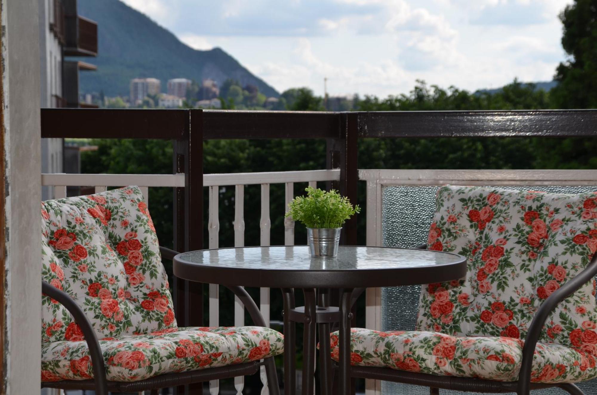 Ferienwohnung Big Romantic Lake View & Terrace Lecco Exterior foto